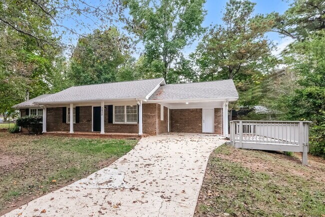 Building Photo - 3805 Nebo Rd