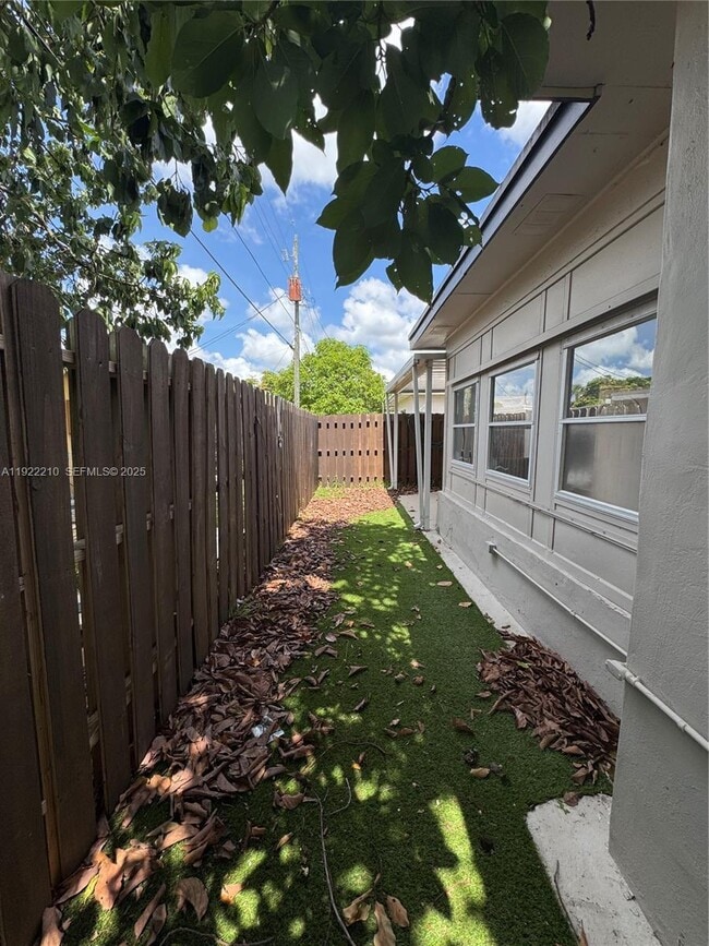 Building Photo - 6868 NW 28th St