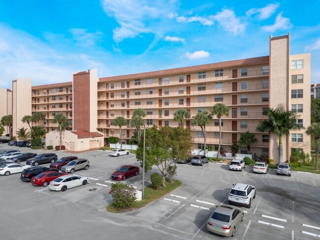 Primary Photo - 14527 Bonaire Blvd