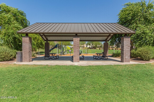 Building Photo - 21366 W Almeria Rd