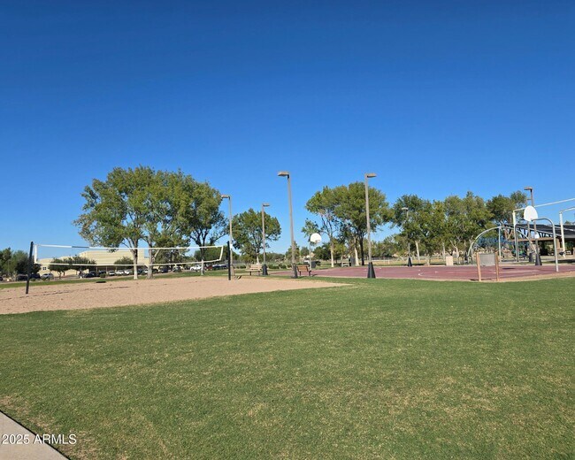 Building Photo - 4193 E Sandy Way