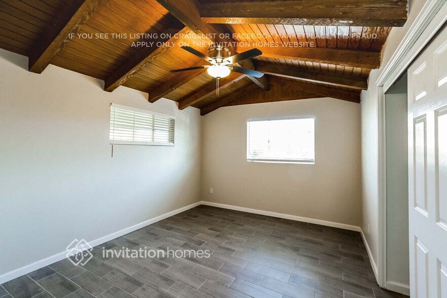 Building Photo - 3415 W Elm St