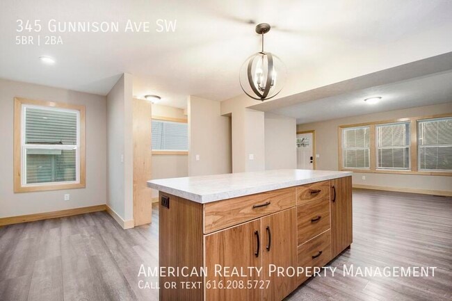 Building Photo - 345 Gunnison Ave SW