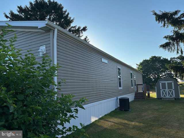 Building Photo - 3 Kenton Cir