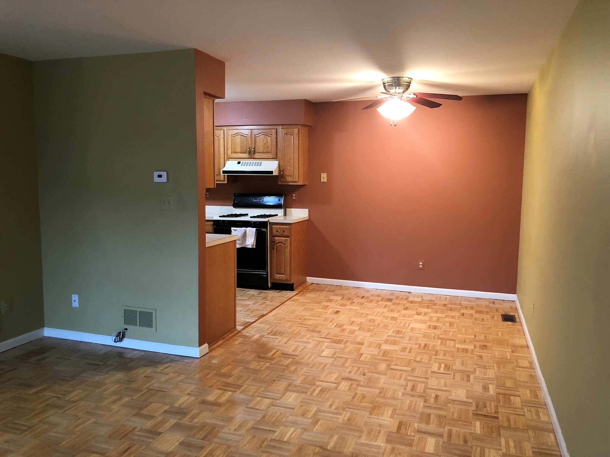 Livingroom Into Dining Room - 842 Belmont Dr