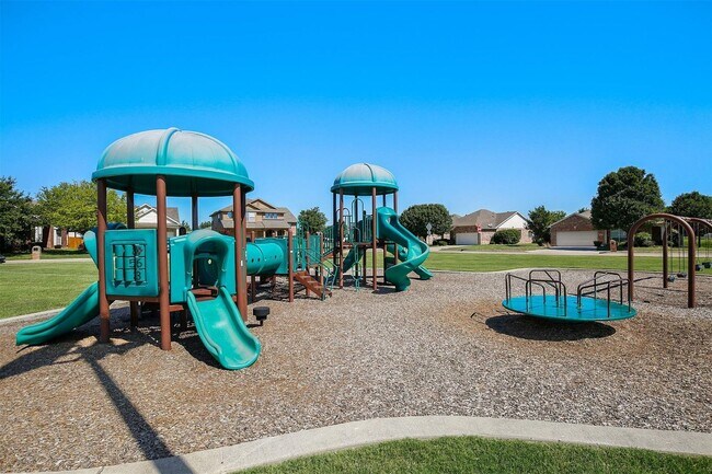 Building Photo - Haslet 4 Bedroom Home