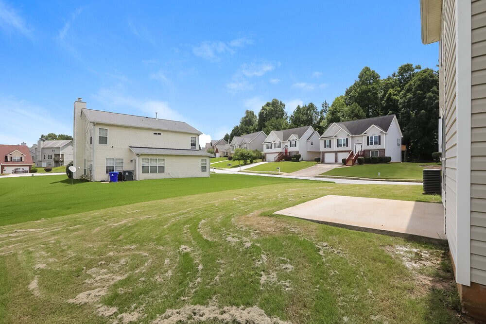 Building Photo - 550 Ransom Way