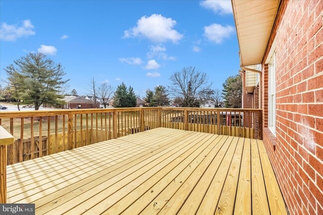 Building Photo - 114 Colony Ct