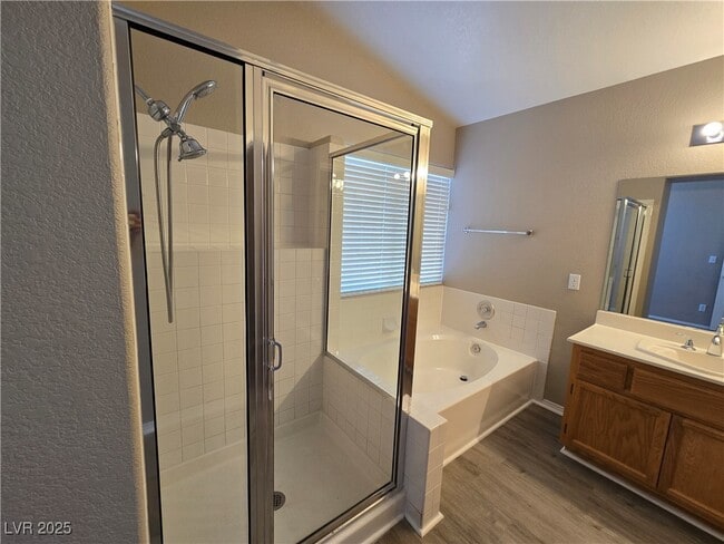 Building Photo - 1817 Summit Pointe Dr