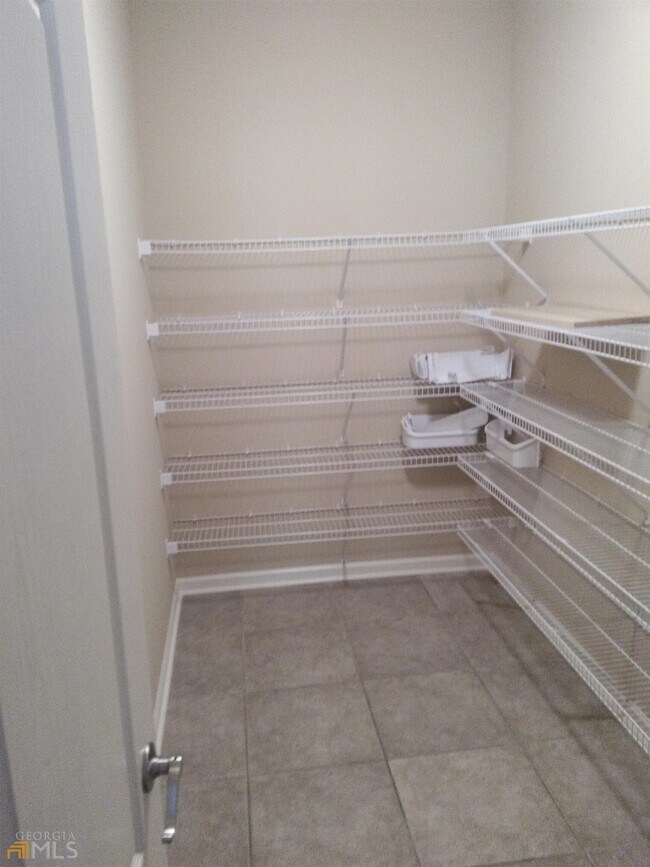 Building Photo - 280 Langshire Dr