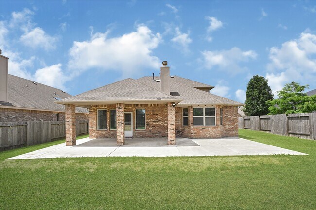 Building Photo - 23023 Verona Vista Dr