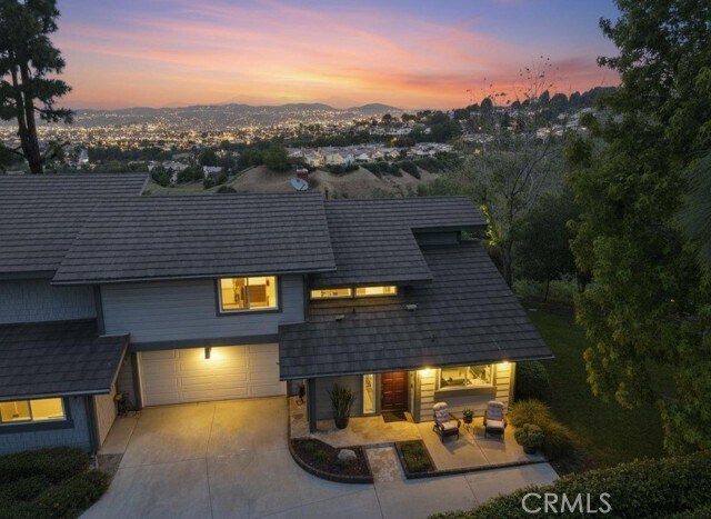 Building Photo - 7300 E Singingwood Dr