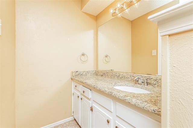 Building Photo - 3410 Dovecreek Dr