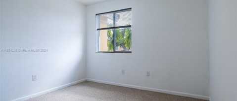Building Photo - 1475 SE 24th Ct