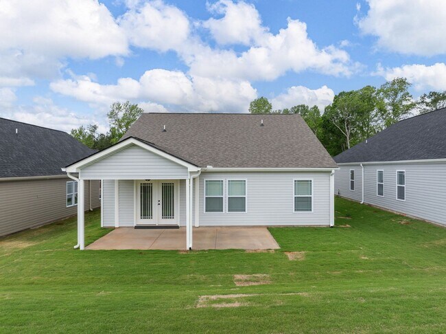 Building Photo - Beautiful New Construction--3 Bedrooms, 2 ...