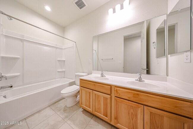 Building Photo - 7162 W Hedge Hog Pl