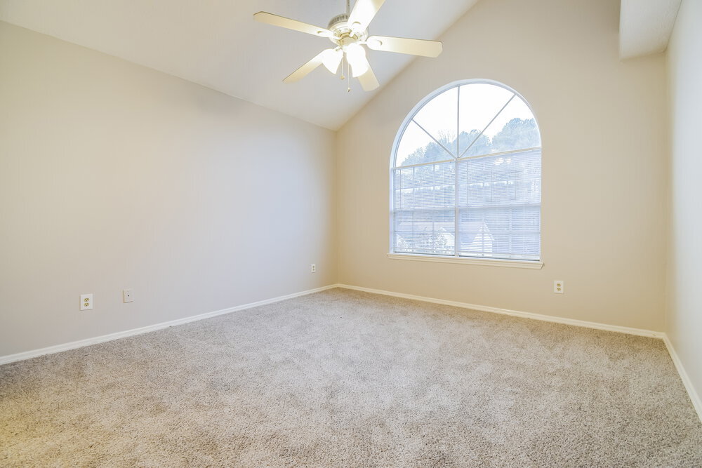 Building Photo - 3069 Oakvale Heights