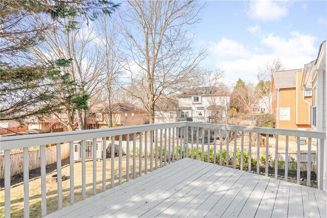 Building Photo - 12080 Greenmont Walk