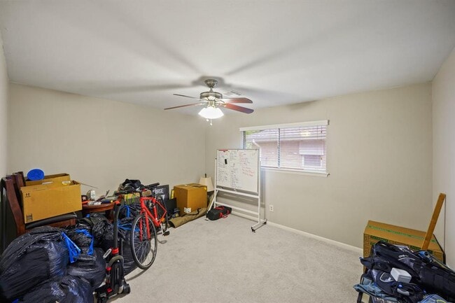 Building Photo - 5810 Wigton Dr