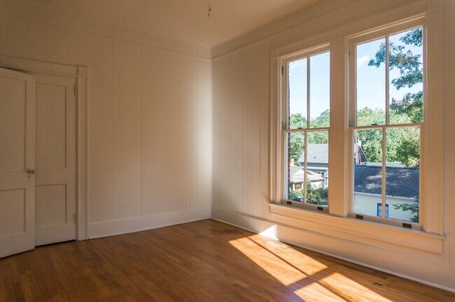 Building Photo - 15 Bearden Ave
