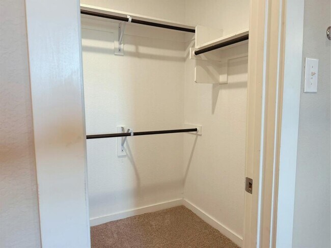 Building Photo - 2227 Rocoso Trl