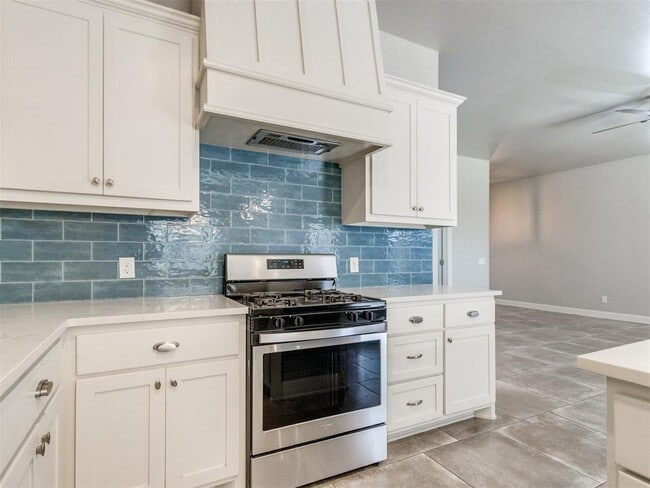 Building Photo - 3112 NW 184th Terrace