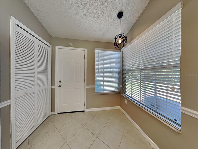 Building Photo - 5144 Drury Ct