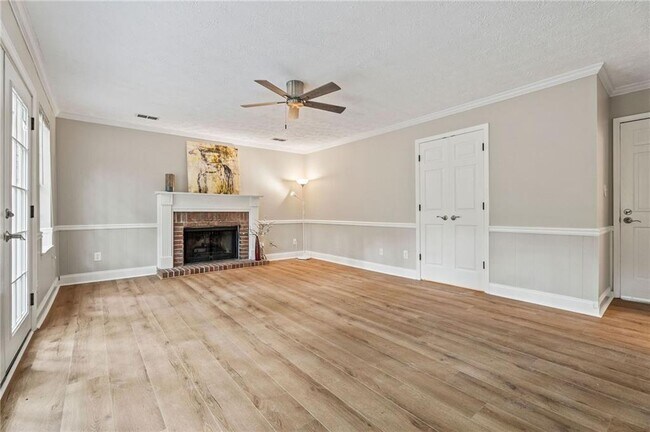 Building Photo - 4930 Heritage Trace Ct