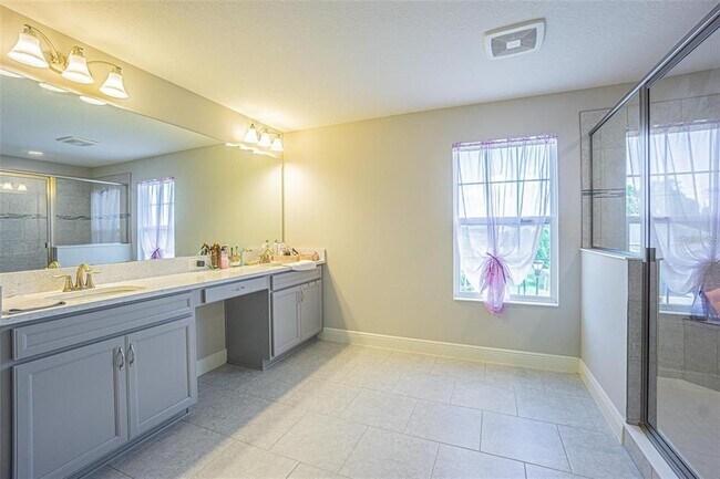 Building Photo - 6402 Maiden Sea Dr