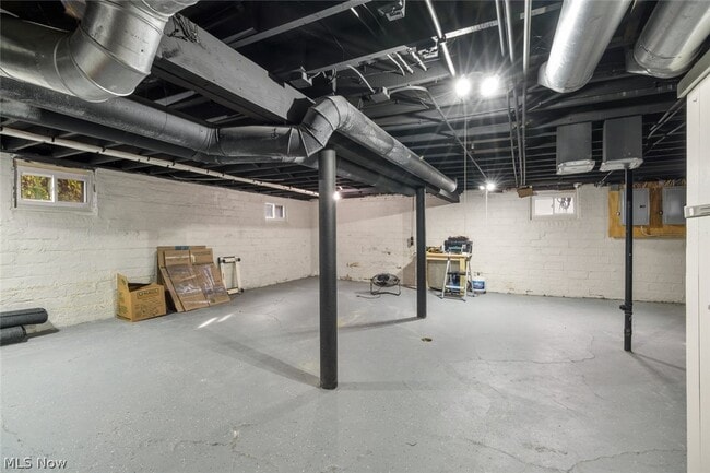 Building Photo - 14521 Garfield Ave