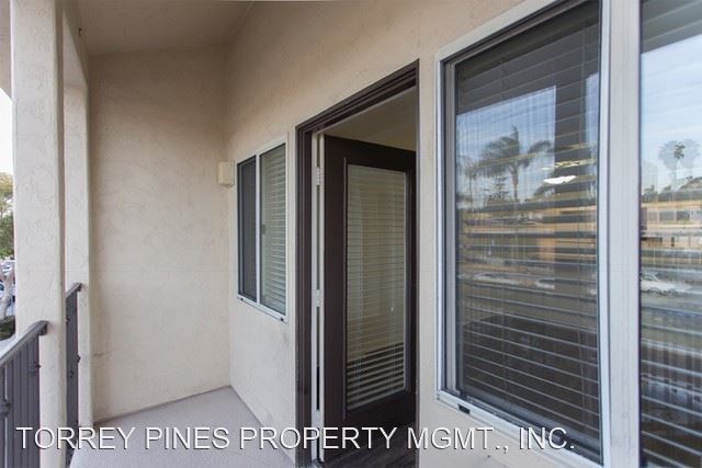 Building Photo - 5538-5538 La Jolla Blvd