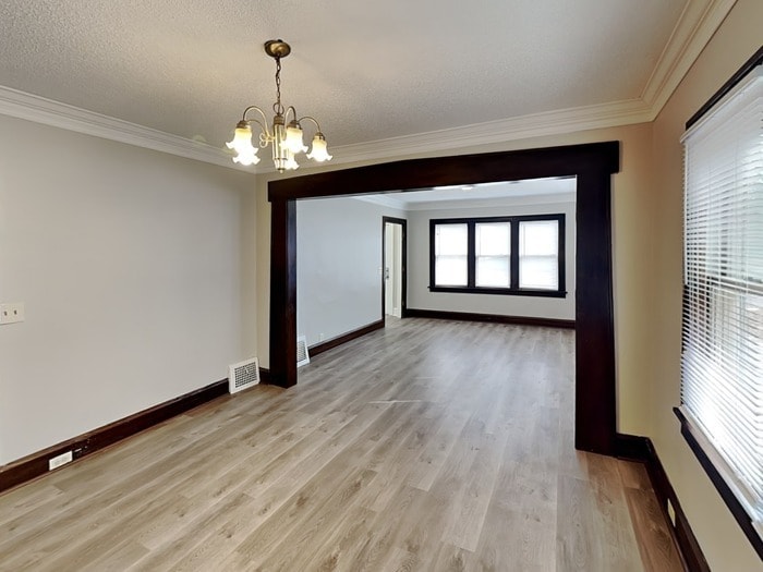 Building Photo - 3223 N Aldrich Ave