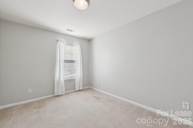 Building Photo - 124 Clydesdale Ct