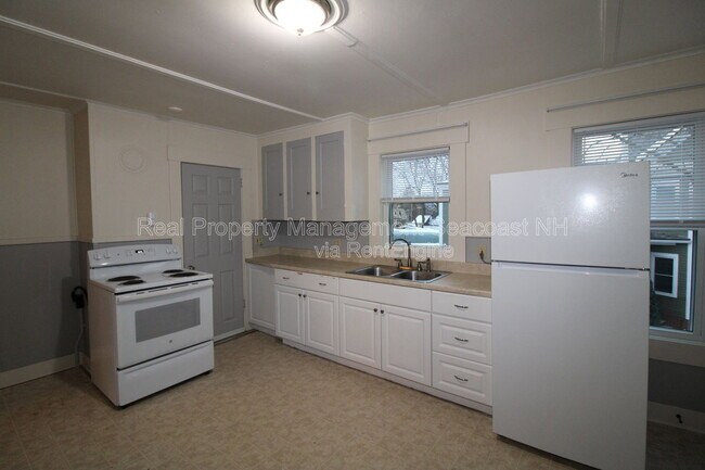 Building Photo - 69 Lafayette St