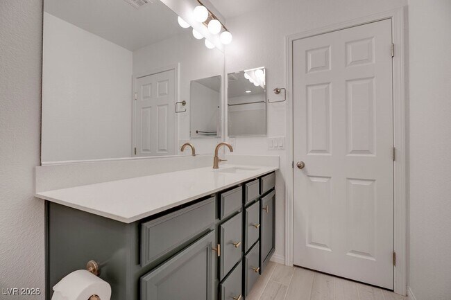 Building Photo - 111 Balsam Leaf Ct