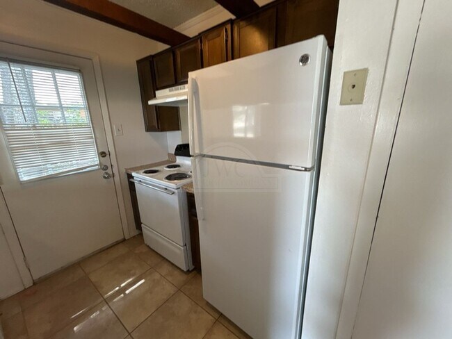 Building Photo - 2106 N W S Young Dr