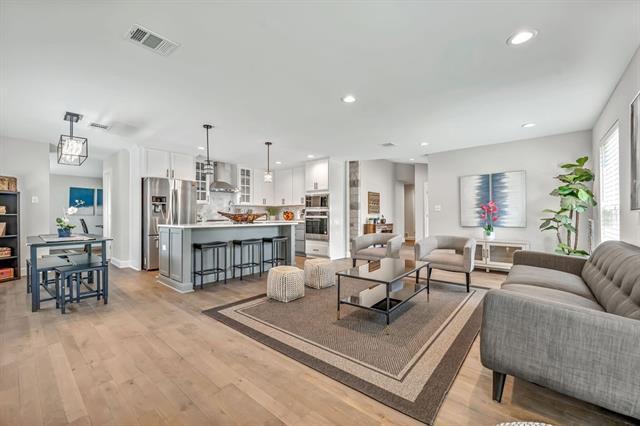 Building Photo - 3151 Kinkaid Dr