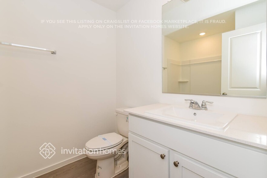 Building Photo - 1712 Poptic Ln