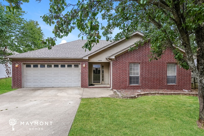 Primary Photo - 10708 Stoneridge Dr