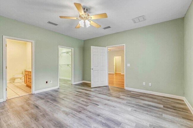 Building Photo - 41 Strattonwood Pl