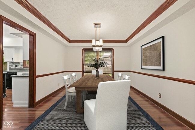Building Photo - 738 Howe Dr