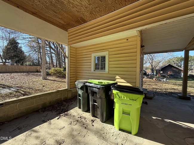 Building Photo - 211 North St