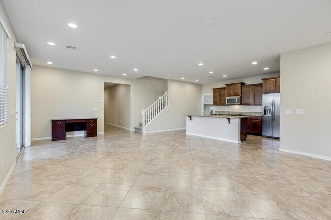 Building Photo - 4770 E Tierra Buena Ln