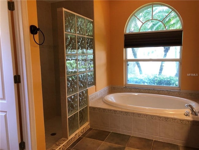 Building Photo - 2805 Norwood Hills Ln