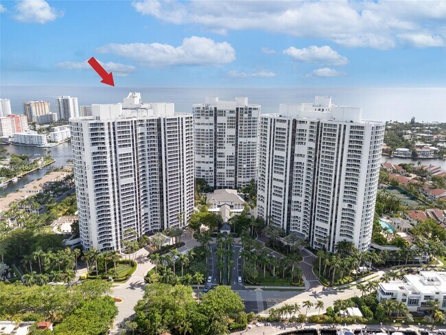 Building Photo - 21205 Yacht Club Dr