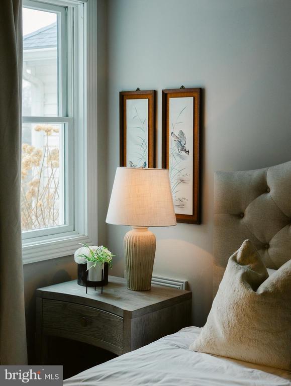 Building Photo - 15841 York Rd