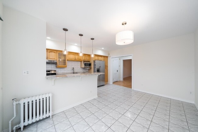 Building Photo - 6128 Madison St