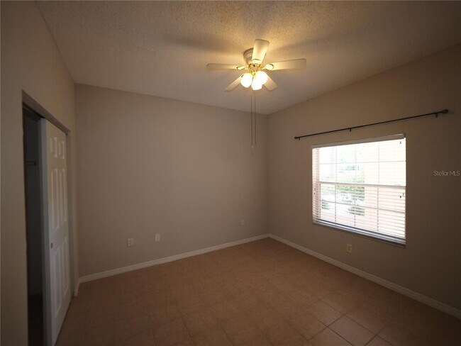 Building Photo - 4252 Central Sarasota Pkwy