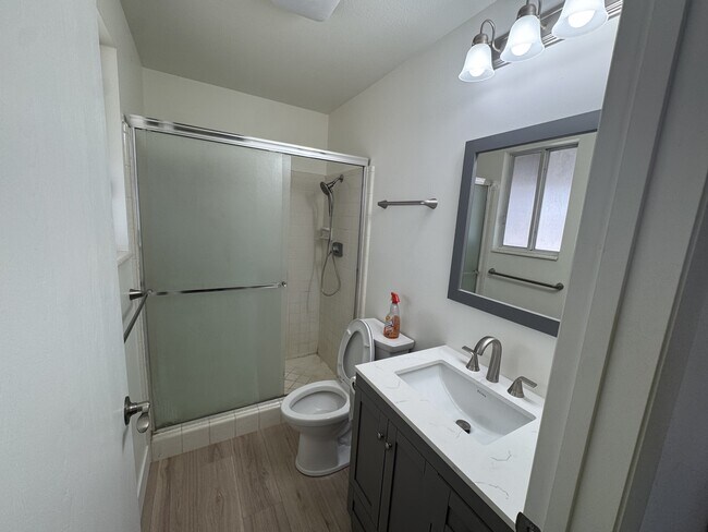 Building Photo - 267 S 300 E