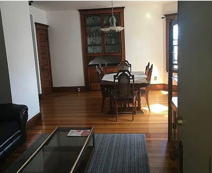 Building Photo - 73 Adams St